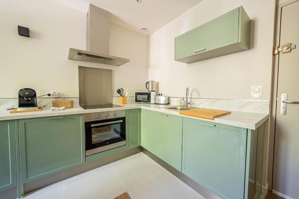 Le Pearl Appartement De Charme En Bord Riviere Collobrières Екстериор снимка